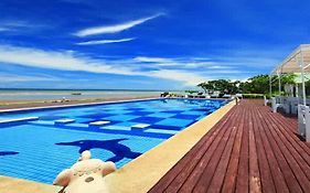 Sea-Sky Resort